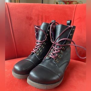 Black lace up boots. Soft leather, no break in needed